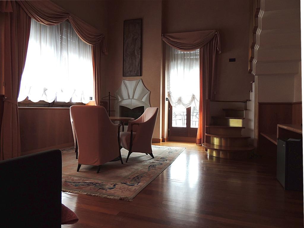 Grand Hotel Astoria Lavarone Exterior foto